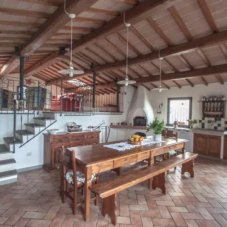 Il Circolo By Interhome Borselli